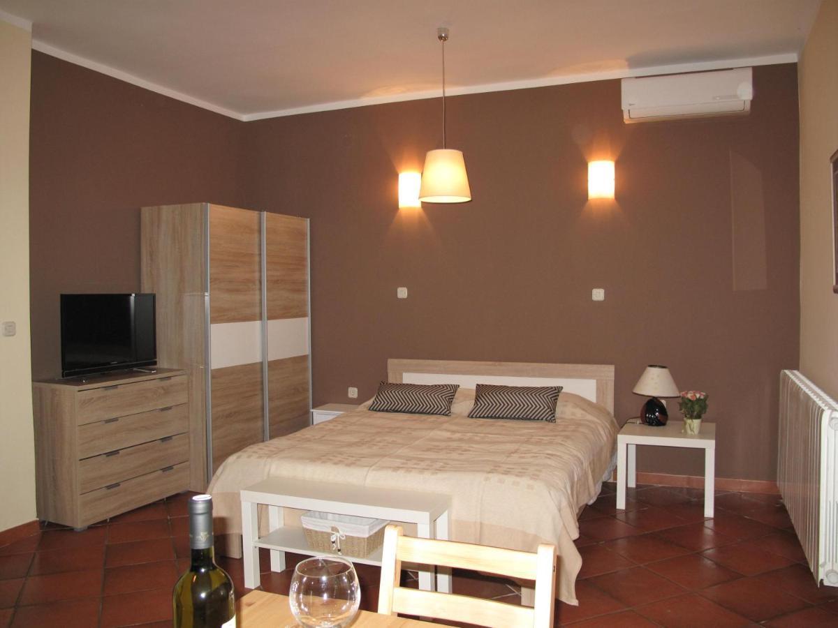 Apartmani Dubasnica Malinska Luaran gambar