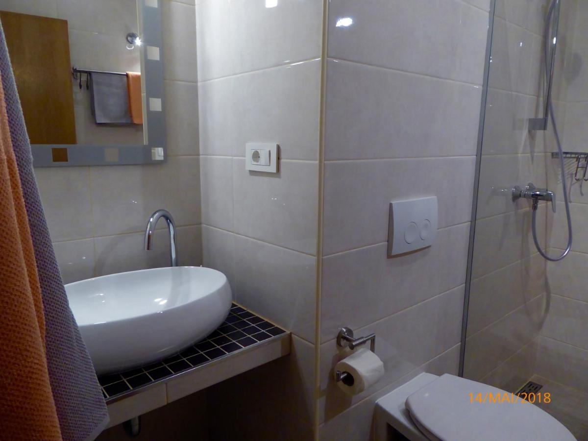 Apartmani Dubasnica Malinska Luaran gambar