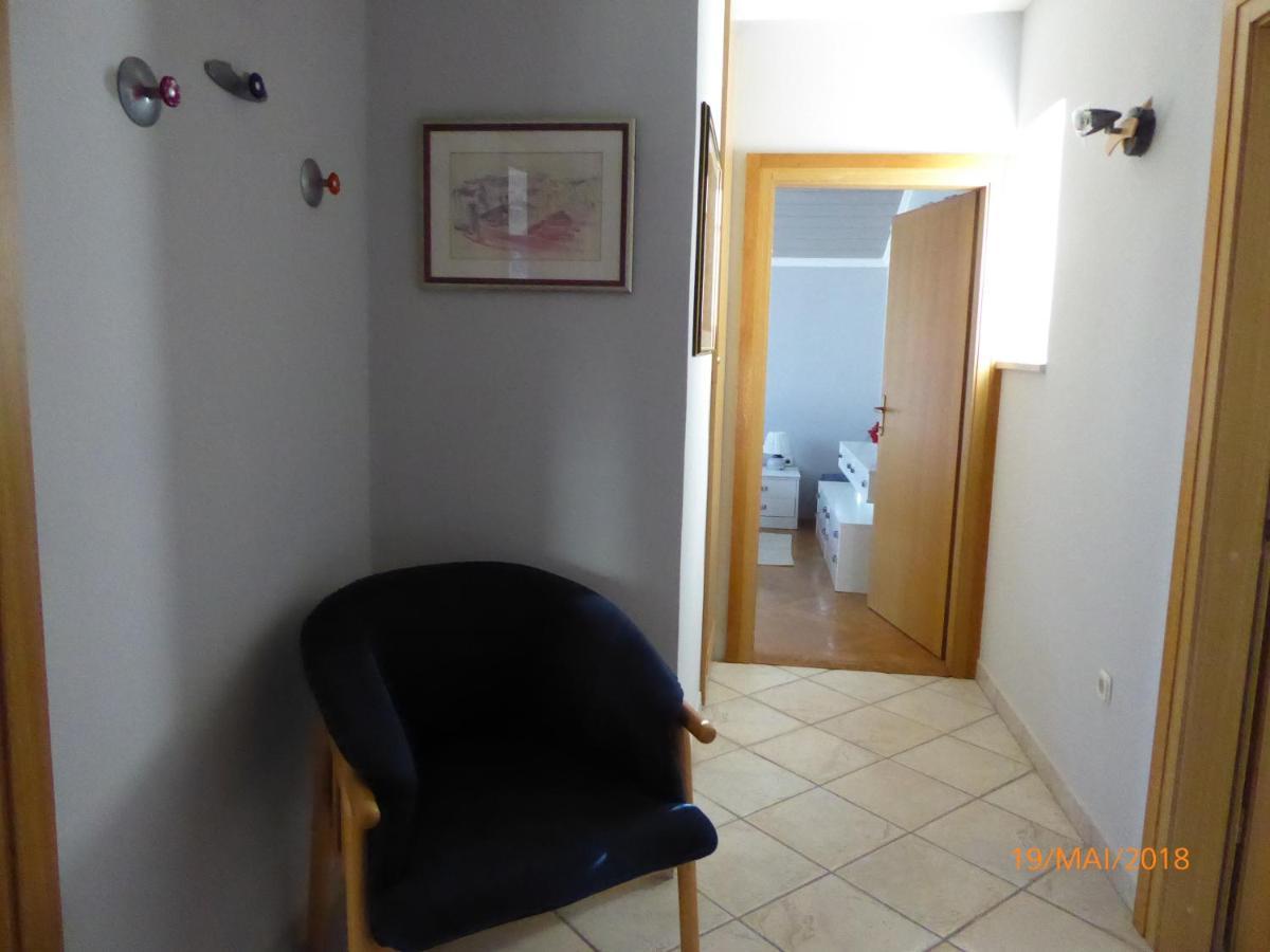 Apartmani Dubasnica Malinska Luaran gambar